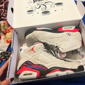 Jordan Kids Sneakers in White and Red